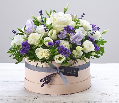 Lovely Lilacs Hatbox